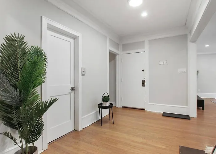 Apartment Great Location! 15 Min From Dt -historic Hyde Park *